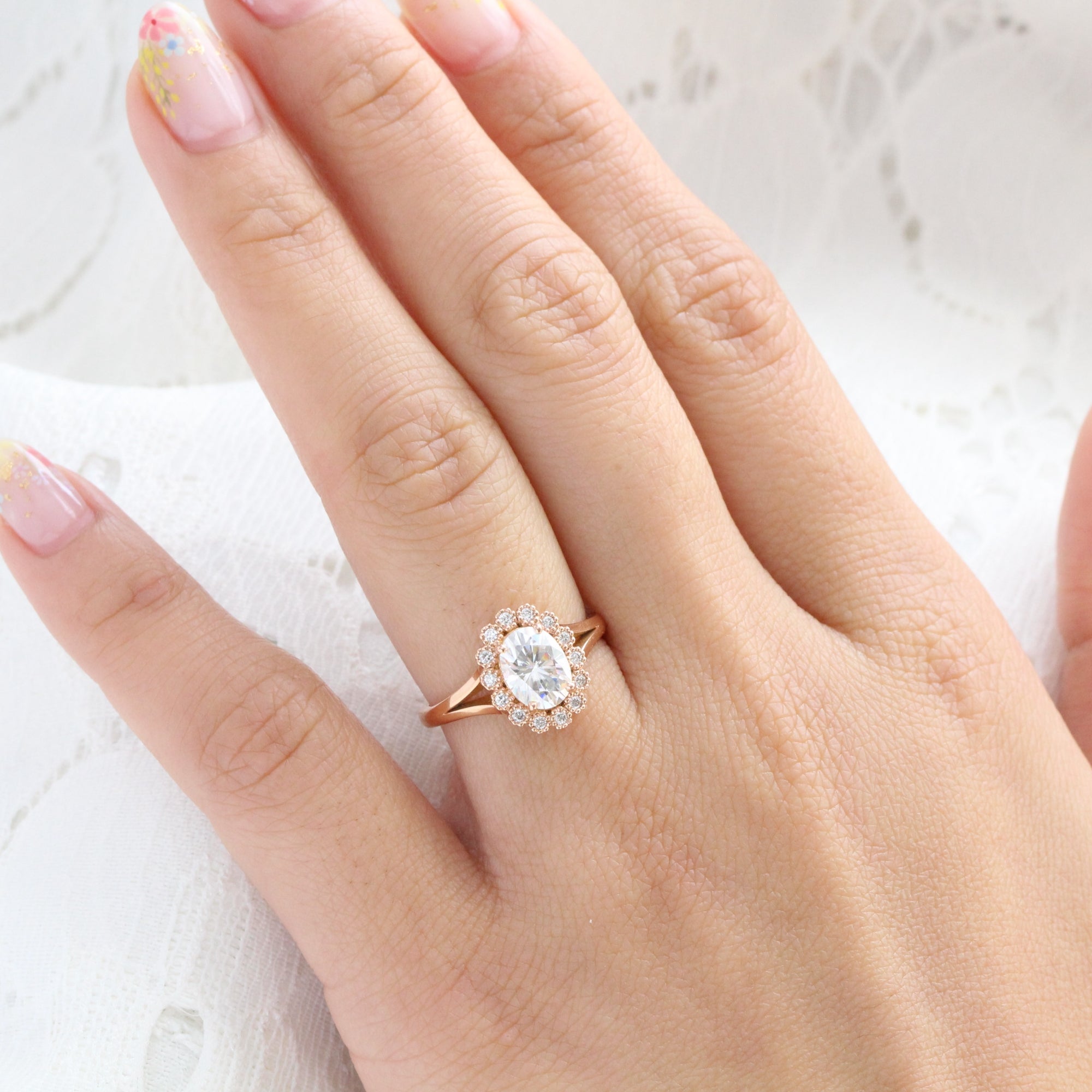 30 Timeless Classic Engagement Rings For Beautiful Women  Classic wedding  rings, Classic engagement rings, Unique engagement rings