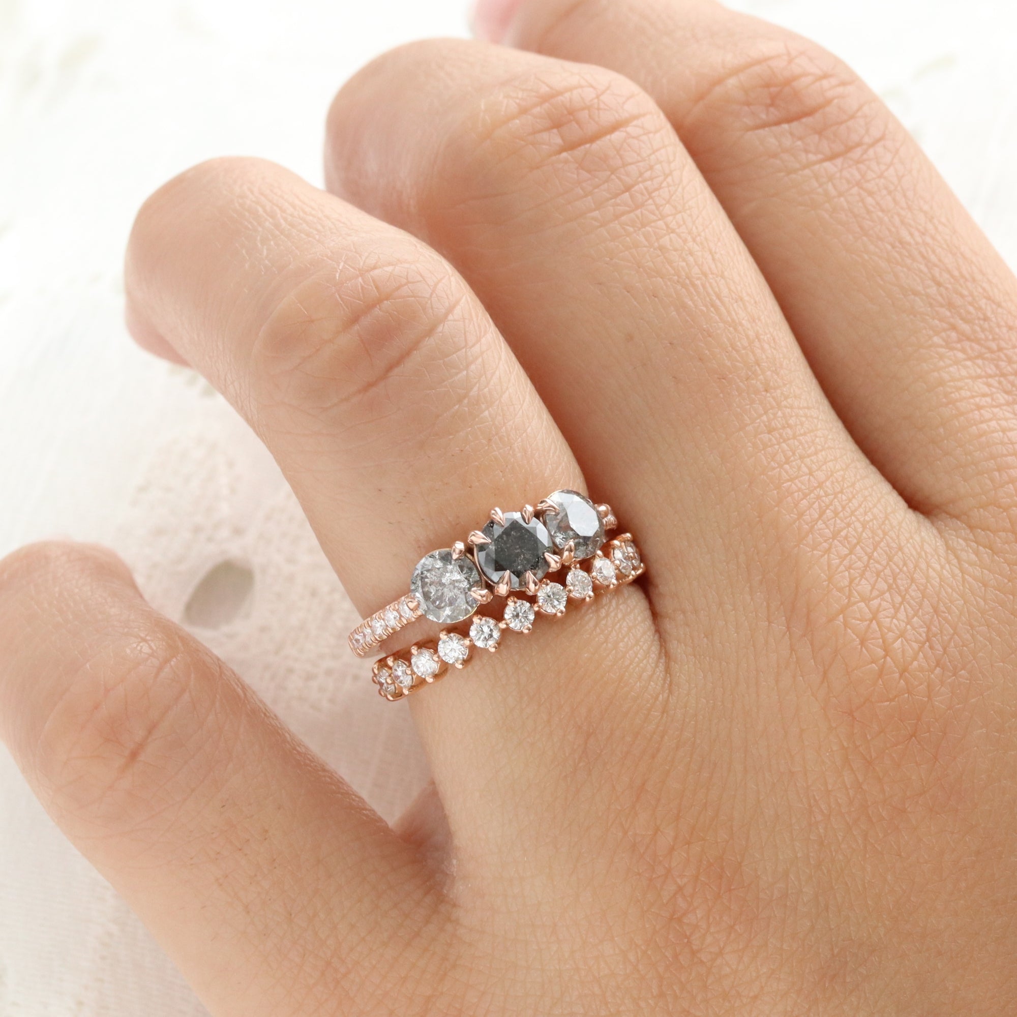 Natural Salt and Pepper Diamond Ring Rose Gold Grey Diamond 3 Stone Ring la more design jewelry