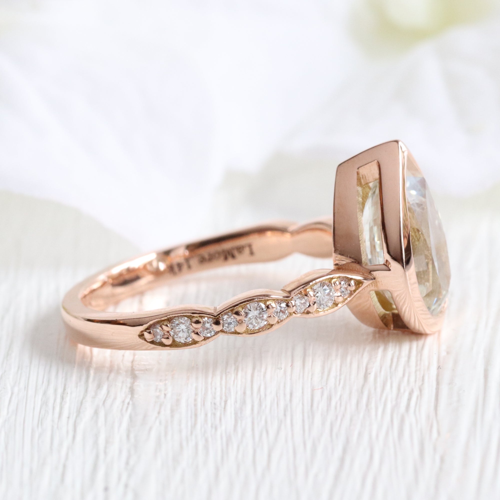 Pear seaform green sapphire ring rose gold bezel solitaire scalloped diamond band la more design jewelry