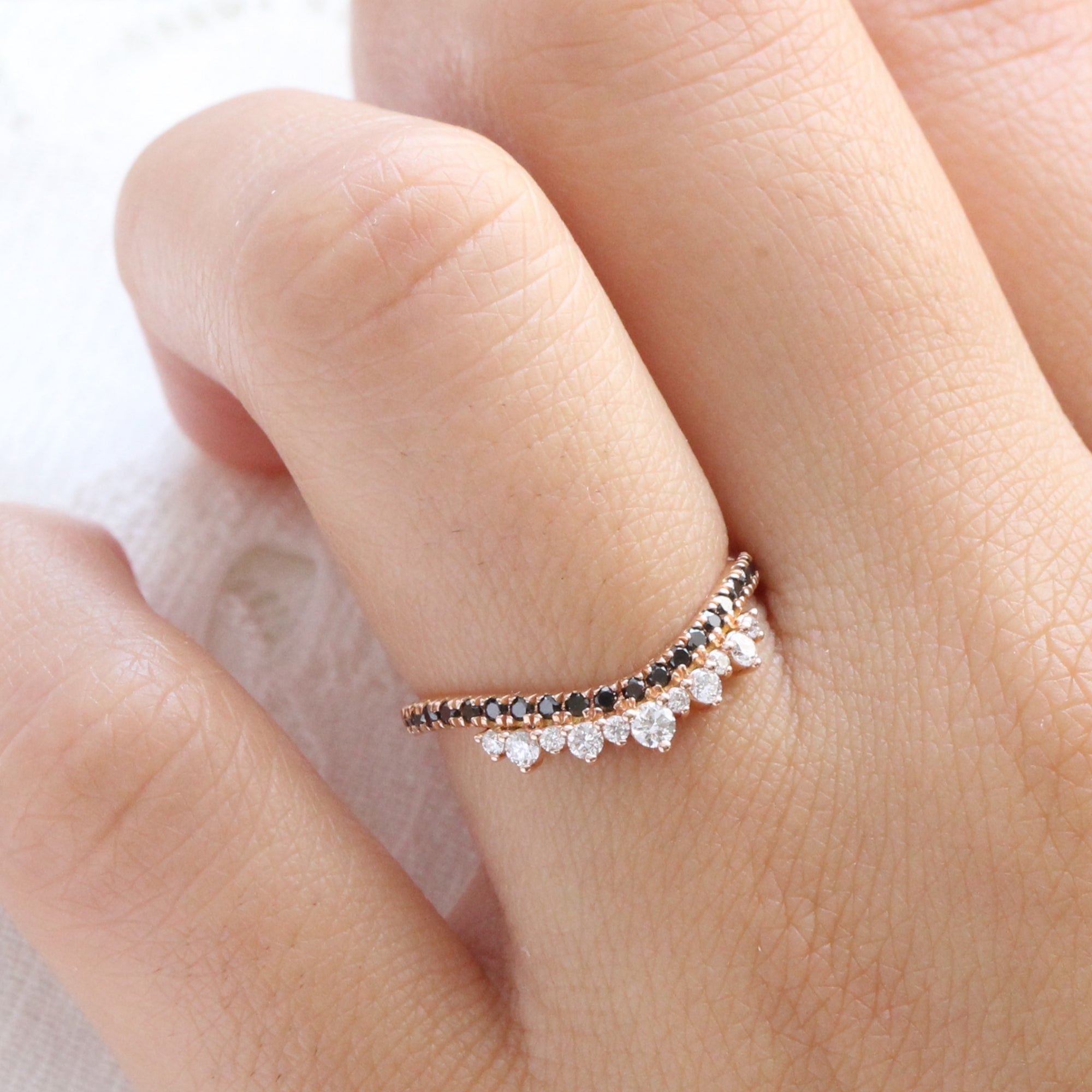 Crown wedding band with black and white diamond in rose gold by la more design