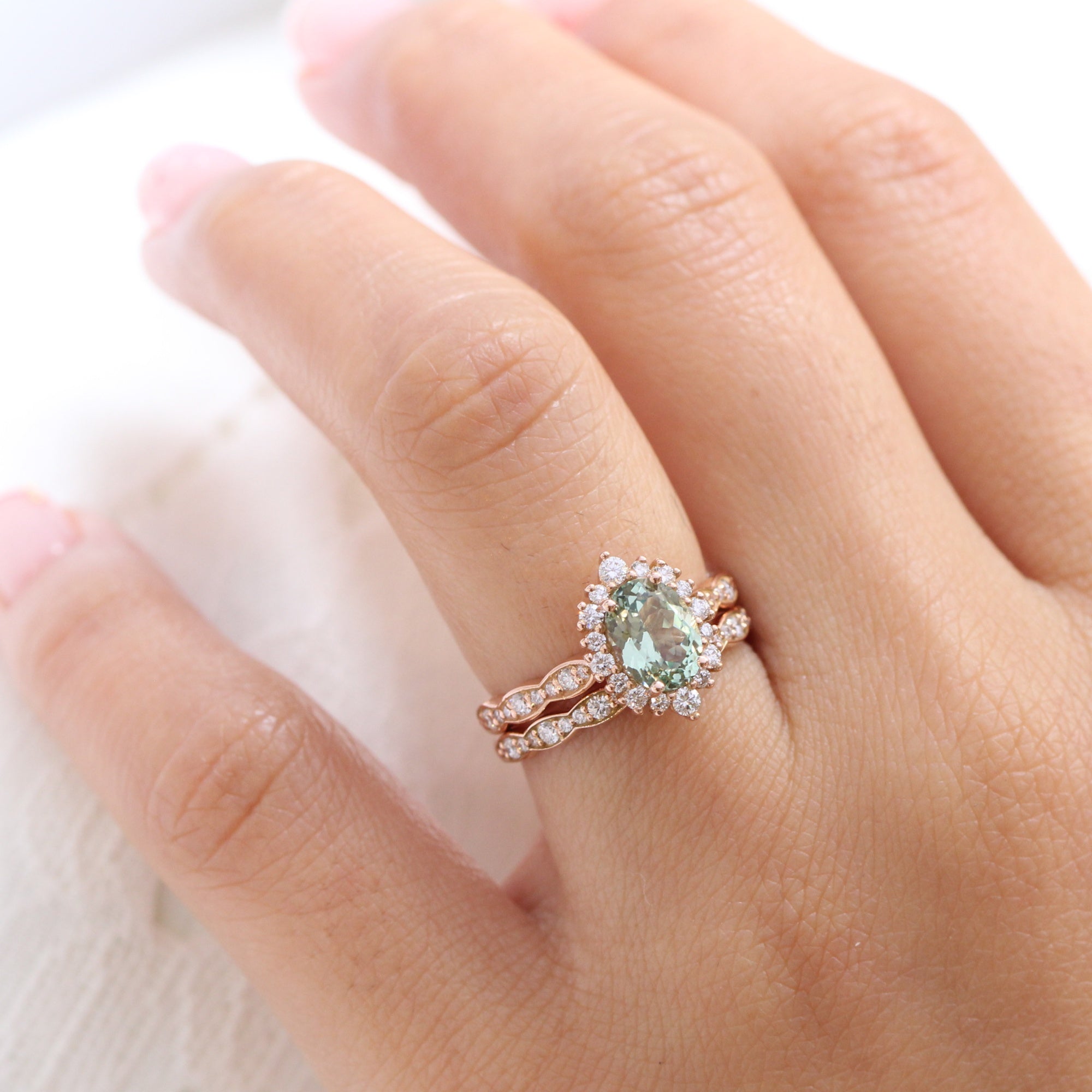 Oval green sapphire ring rose gold matching diamond wedding band la more design jewelry