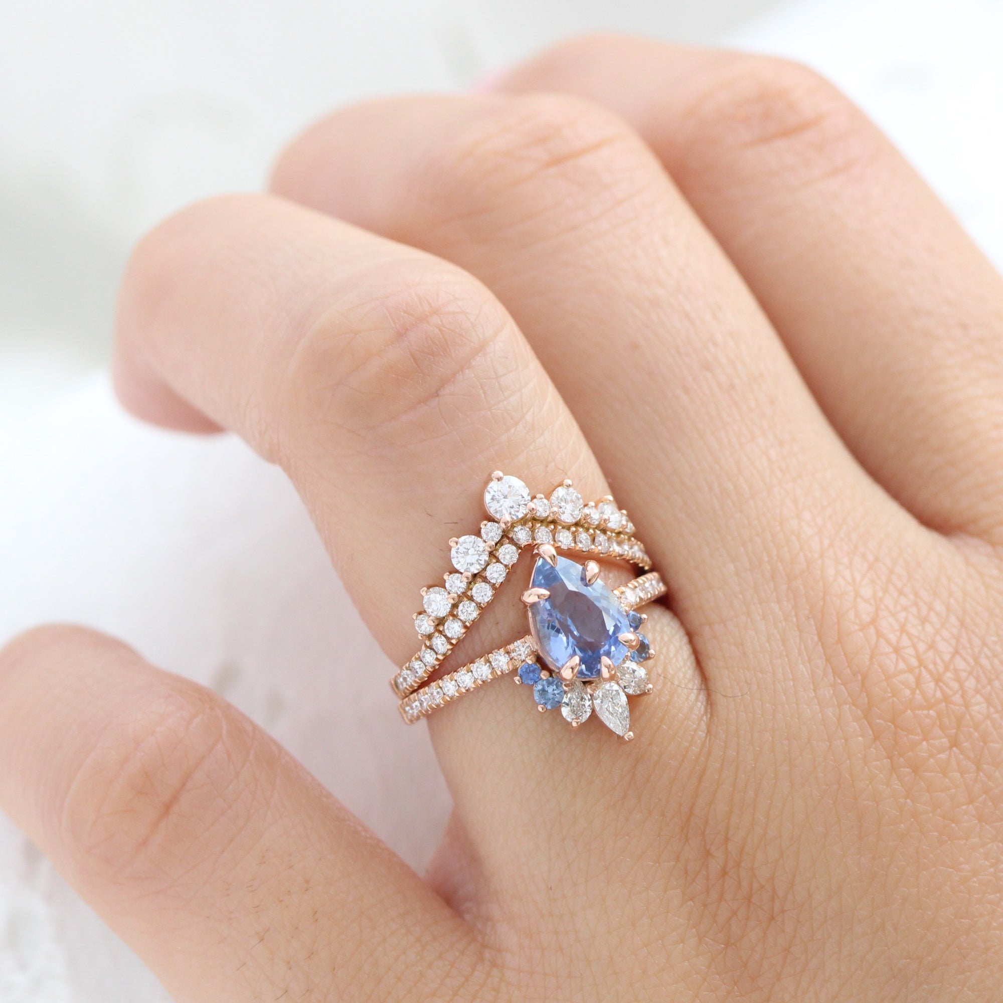 GORGEOUS DIAMOND CUT SOLID 14K TRI shops COLOR GOLD PEACOCK RING