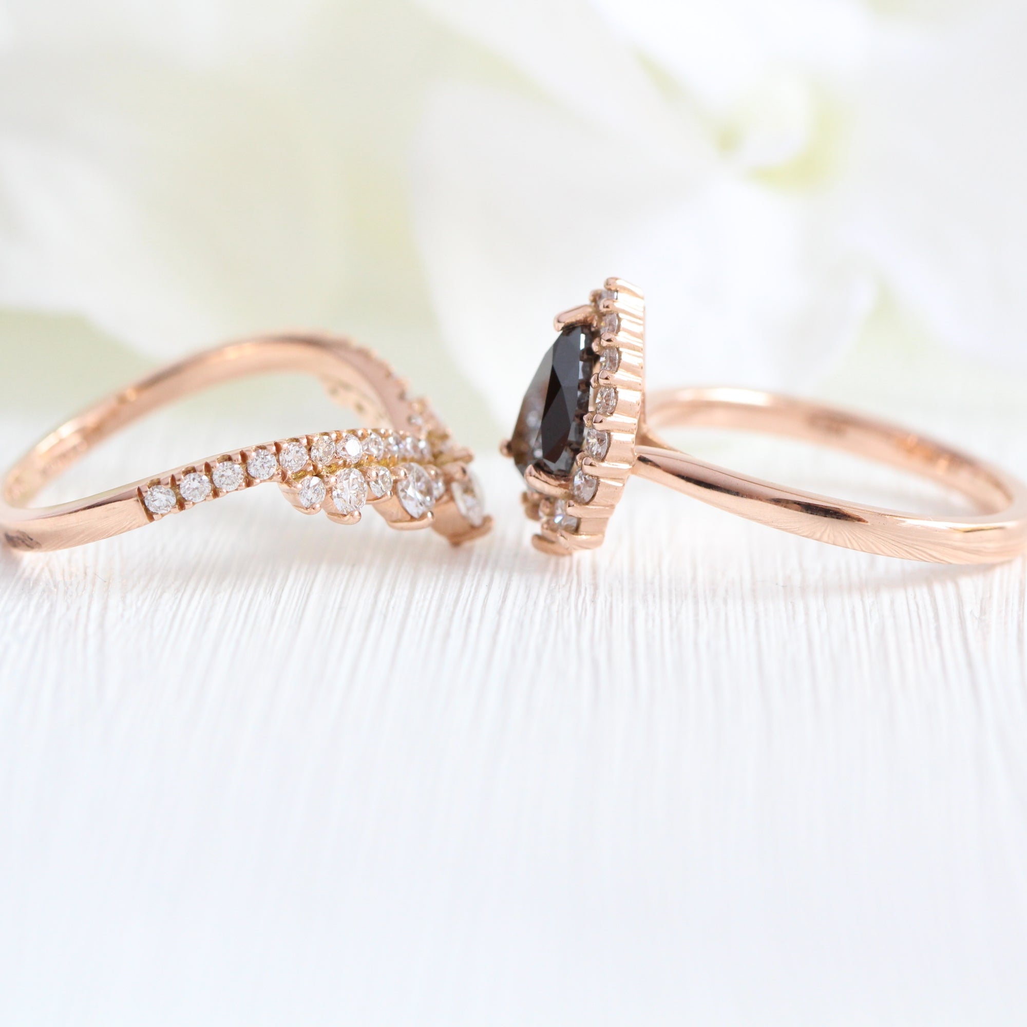 Pear black diamond engagement ring rose gold v shaped diamond wedding band bridal ring set la more design jewelry