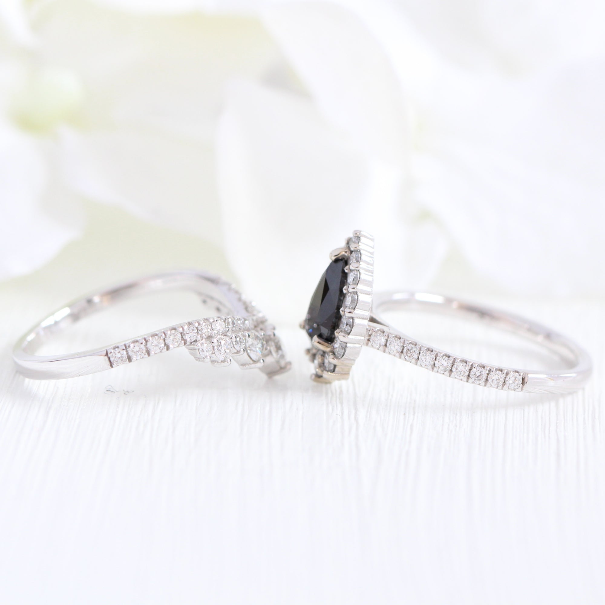 Pear black diamond engagement ring white gold v shaped diamond wedding band bridal ring set la more design jewelry