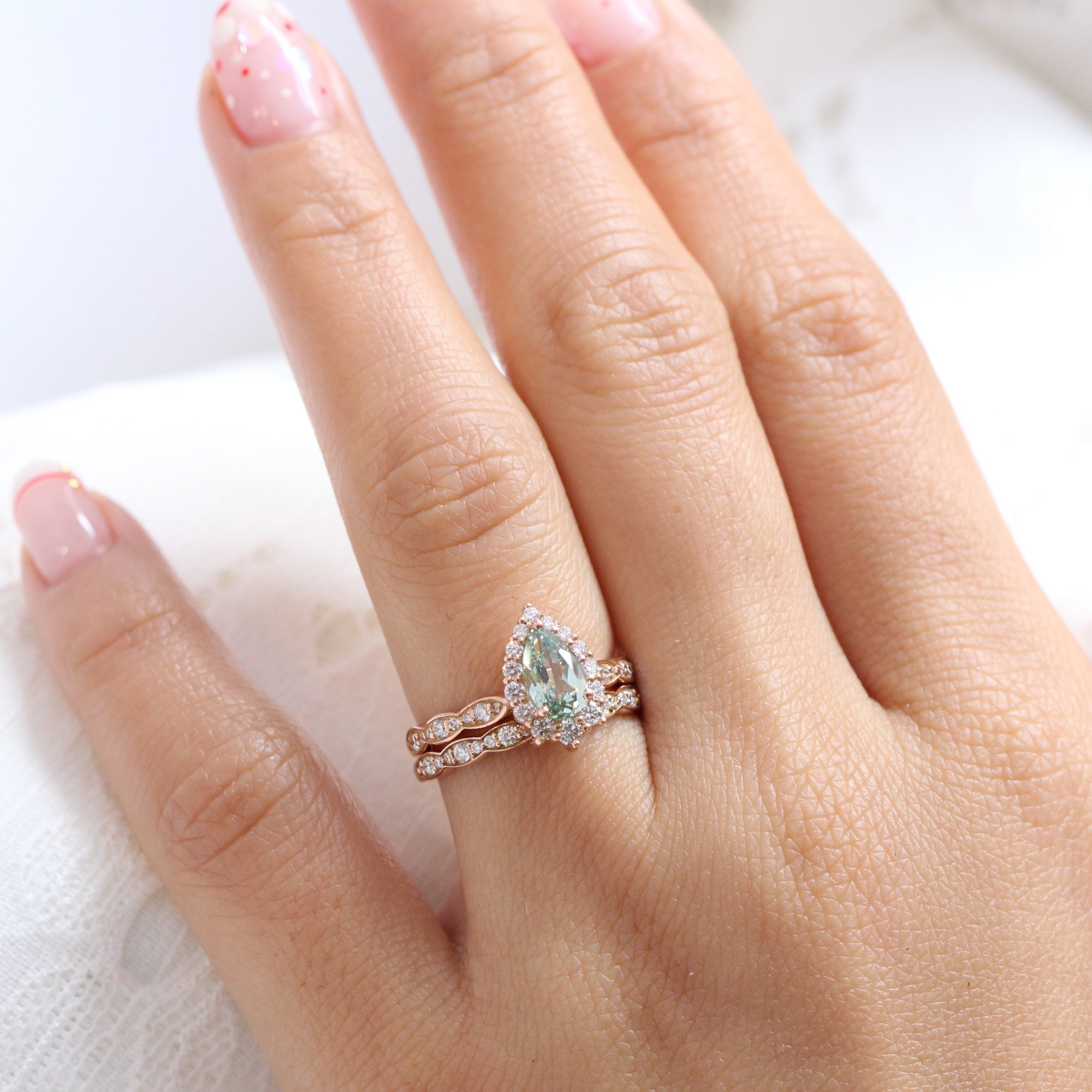 Pear green sapphire ring rose gold matching diamond wedding band la more design jewelry