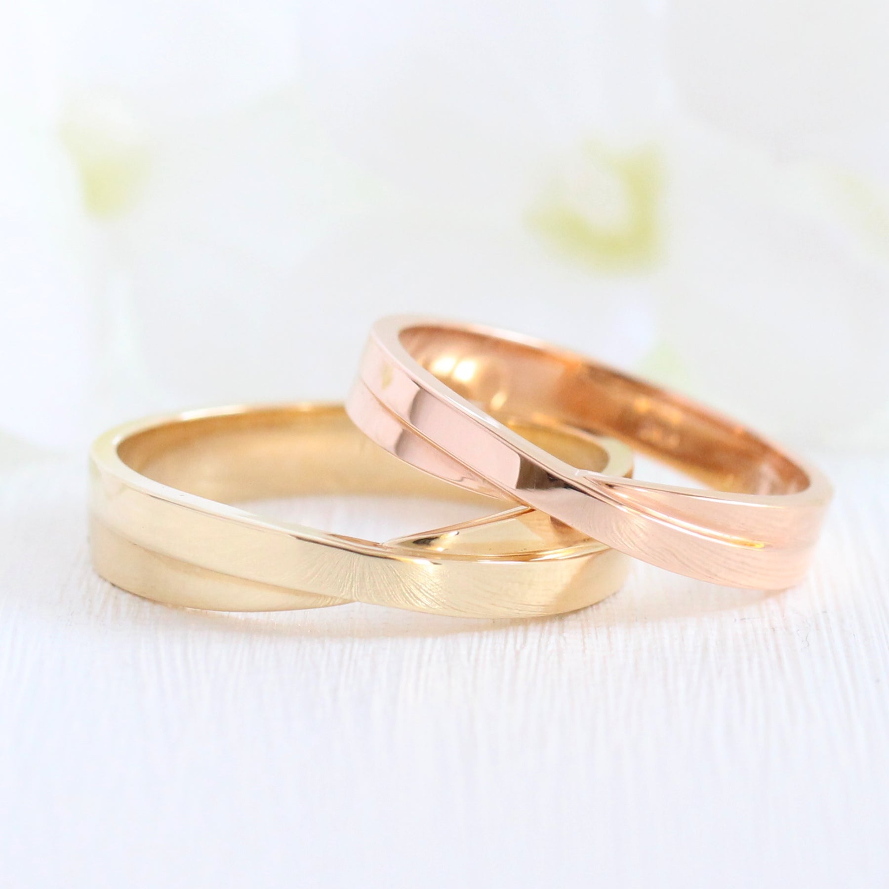 Monogram Infini wedding band, pink gold - Categories