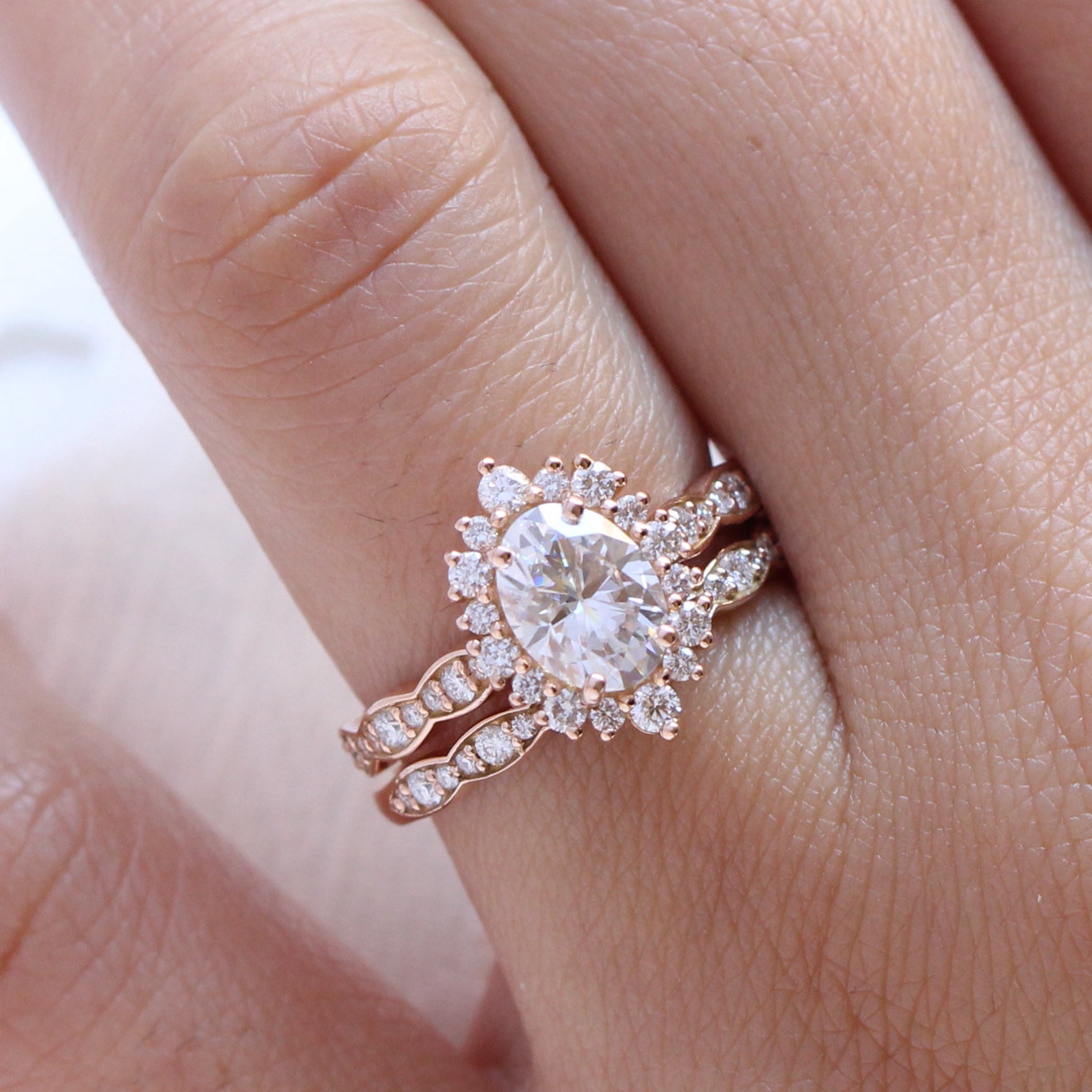 Oval Moissanite Engagement Ring in Tiara Halo Diamond Scalloped Band