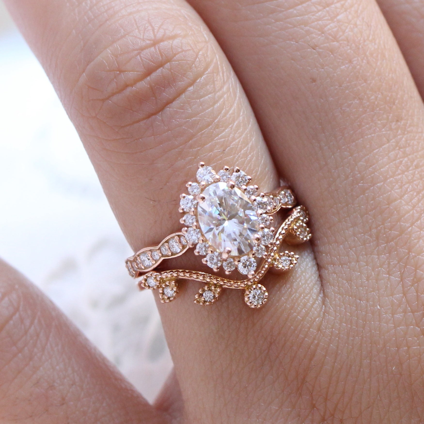 Halo Diamond Oval Moissanite Ring Set Rose Gold V Diamond Wedding